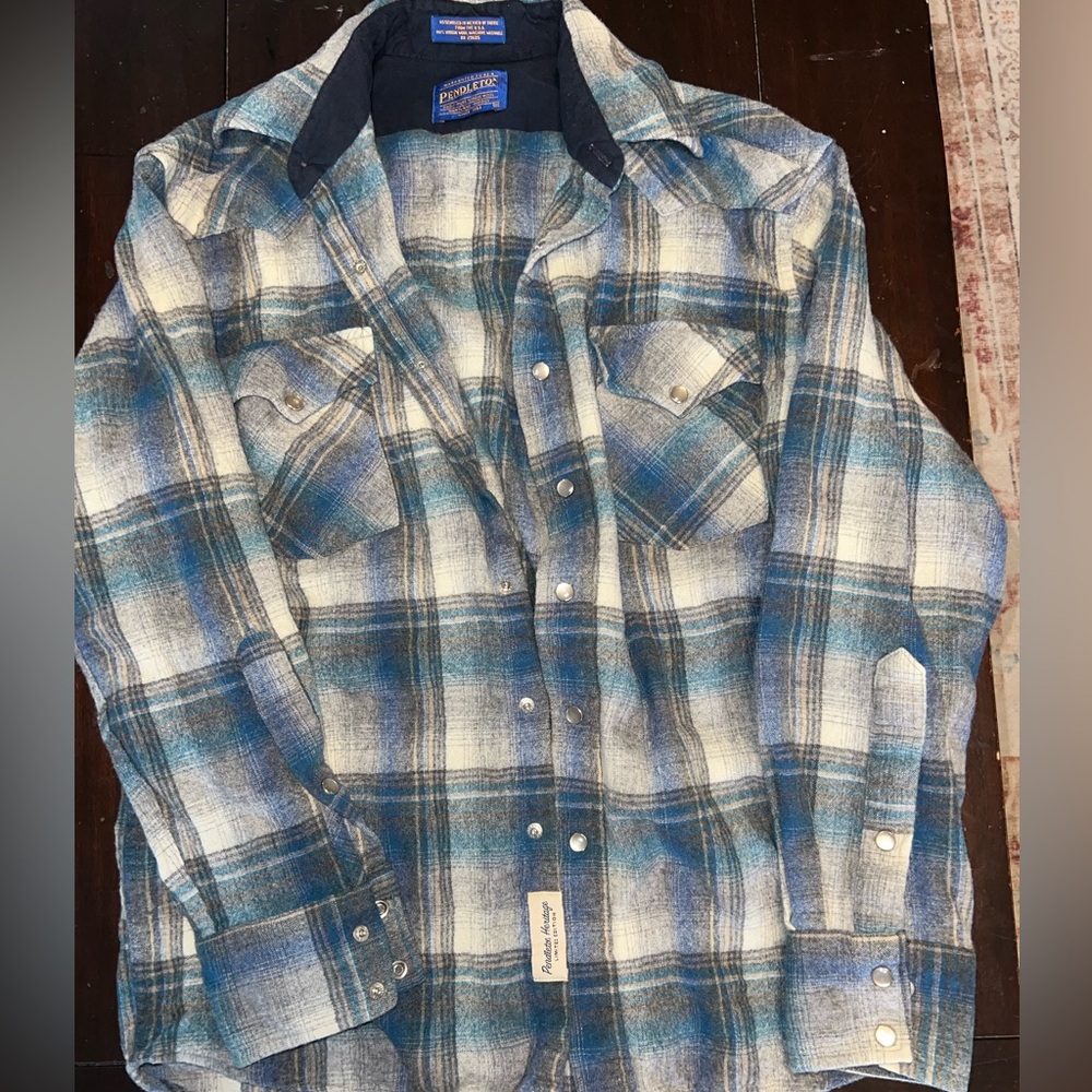 Womens Pendleton flanel